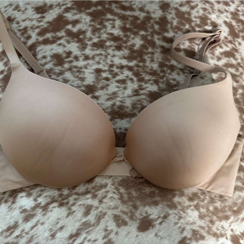 Skims bra with underwire